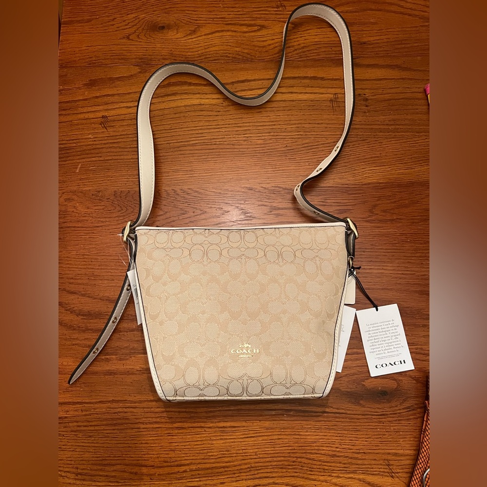 COACH NWT Signature Small Dufflette
